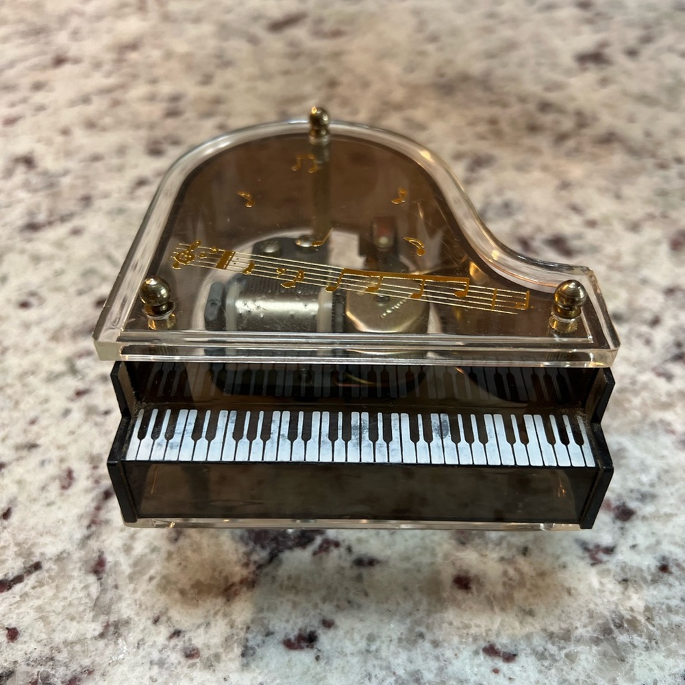 Vintage Piano 🎹 Music Box